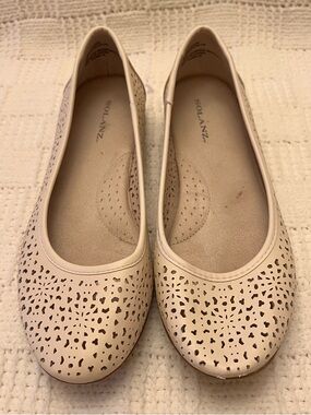 Solanz Cream Laser-Cut Ballet Flats for Women